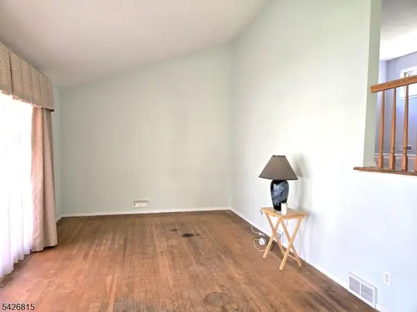 11 White Birch Ave, Pequannock Twp., NJ 07444