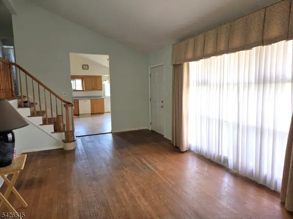 11 White Birch Ave, Pequannock Twp., NJ 07444