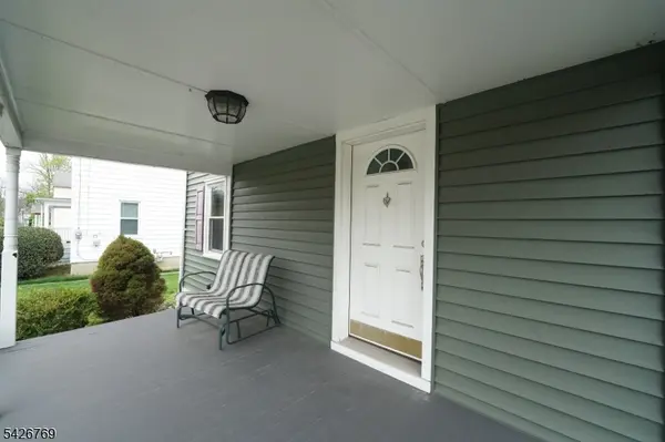 21 Beaver Ave, Clinton Twp., NJ 08801