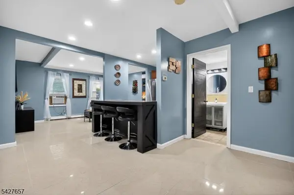 165 Macarthur Ave, Garfield City, NJ 07026