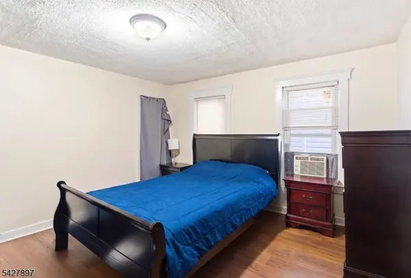 805-807 4Th Ave, Elizabeth City, NJ 07202