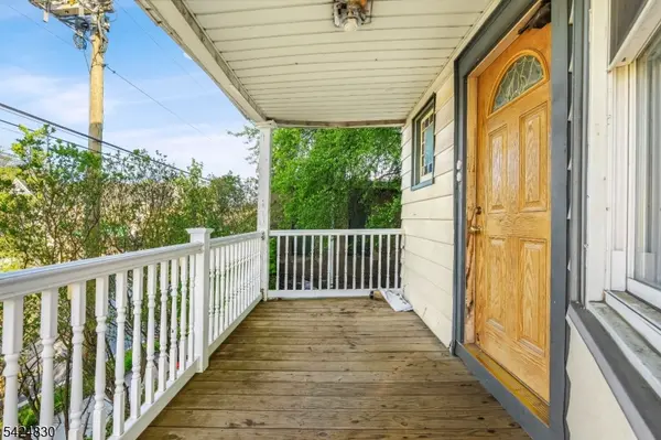 139 Fairview Ave, Prospect Park Boro, NJ 07508