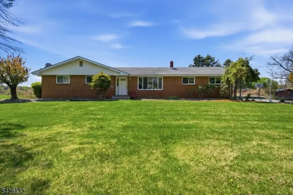 131 Califon Rd, Washington Twp., NJ 07853