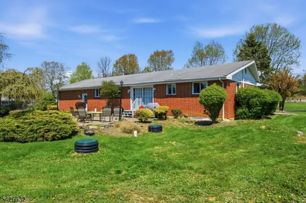 131 Califon Rd, Washington Twp., NJ 07853