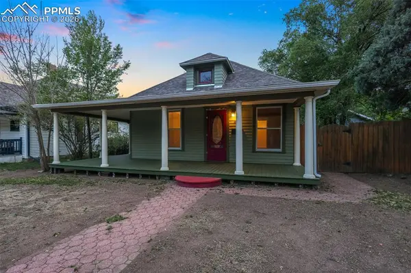 1513 W Cucharras ST, Colorado Springs, CO 80904