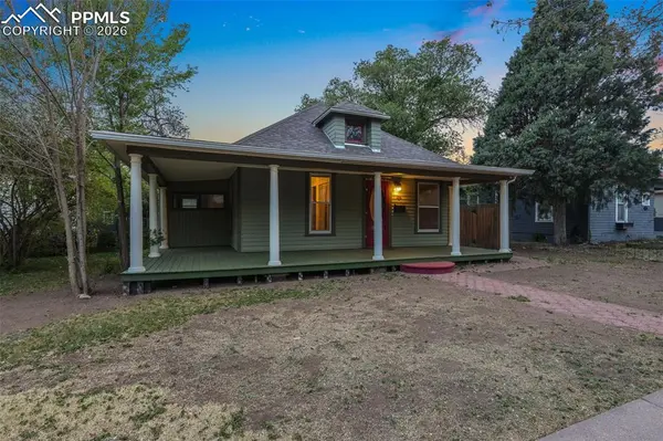 1513 W Cucharras ST, Colorado Springs, CO 80904