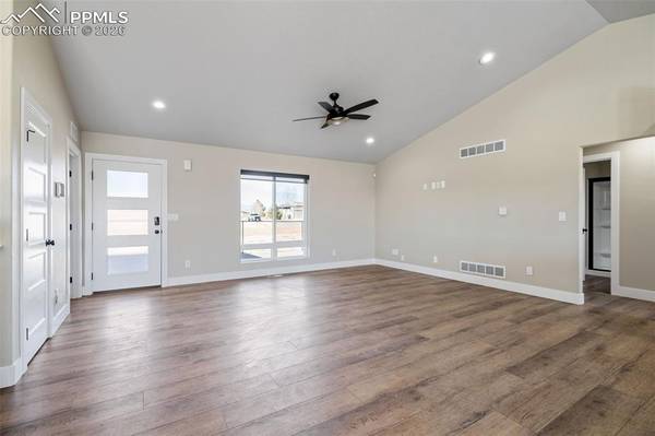 1154 E Laramie AVE, Pueblo West, CO 81007