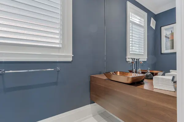 111 Codsell AVE, Toronto C06, ON M3H 3W2