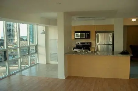 30 Grand Trunk CRES #2906, Toronto C01, ON M5J 3A4