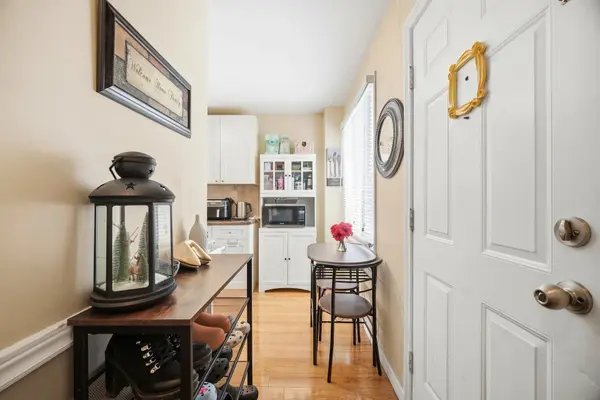 58 Marshall CRES, Ajax, ON L1T 2N9