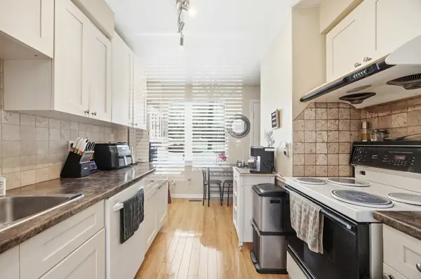 58 Marshall CRES, Ajax, ON L1T 2N9