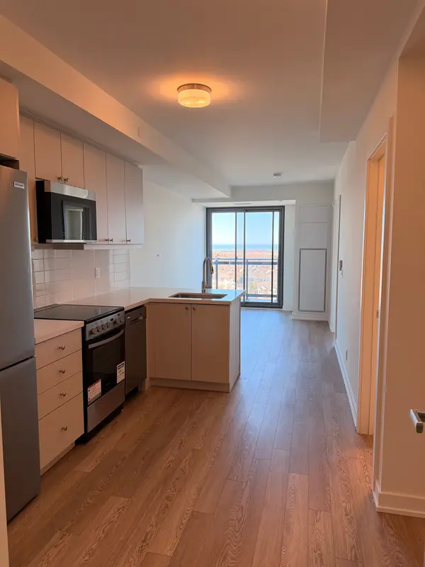 51 Clarington BLVD #1205, Clarington, ON L1C 0H6