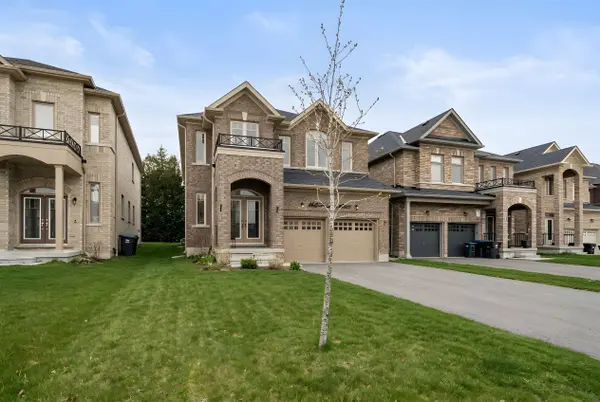 150 Heritage ST, Bradford West Gwillimbury, ON L3Z 4M6
