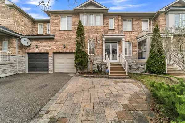 11 Holmwood ST E, Richmond Hill, ON L4B 4K4