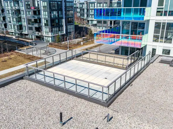 333 Sunseeker AVE #316, Innisfil, ON L9S 0J7