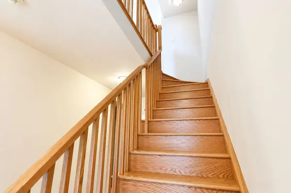 1667 Bur Oak AVE, Markham, ON L6E 0H8