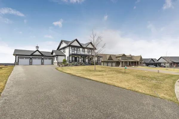 8 Morgan DR, Oro-medonte, ON L0K 1E0