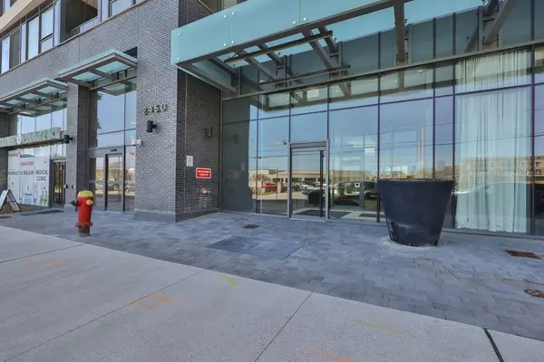 2450 Old Bronte RD #601, Oakville, ON L6M 5P6