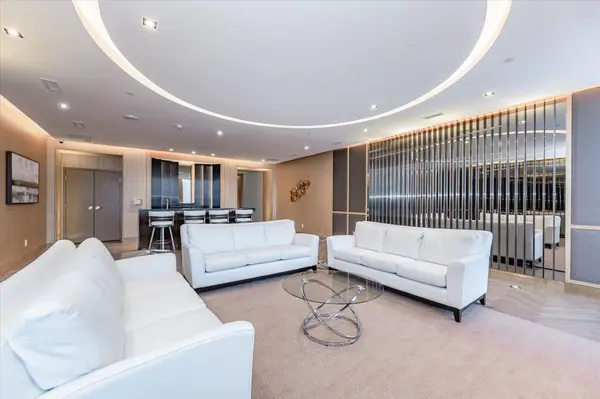 1441 Elgin ST #405, Burlington, ON L7S 1E6