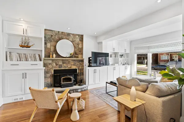 50 Albert AVE, Toronto W06, ON M8V 2L7