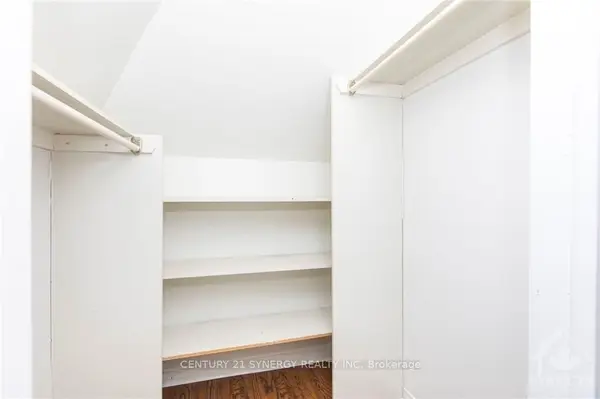 450 Maclaren ST #11, Ottawa Centre, ON K1R 5K6