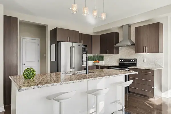 504 Yellow Birch ST, Orleans - Convent Glen And Area, ON K1W 0J3
