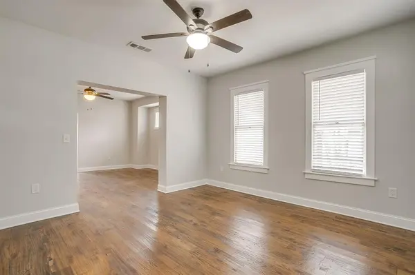 1115 Hawthorne Avenue, Fort Worth, TX 76110