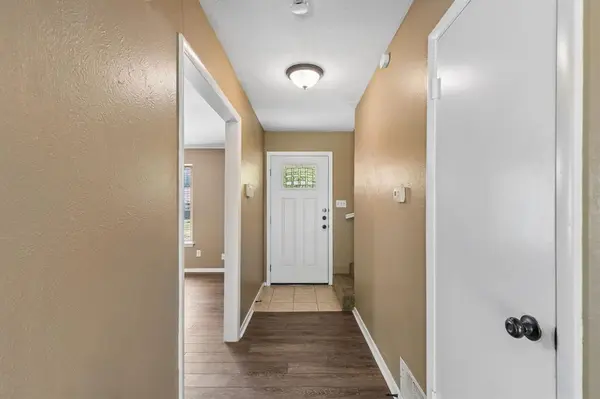 1954 Mims Street, Fort Worth, TX 76112