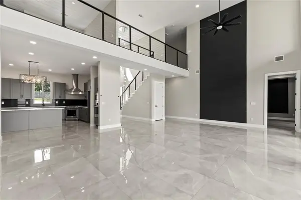 8983 Southern Shore Court, Kemp, TX 75143