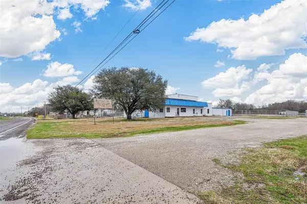 2001 Interstate Highway 30 E, Greenville, TX 75402