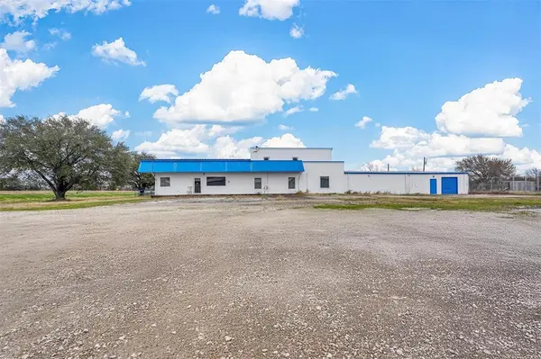 2001 Interstate Highway 30 E, Greenville, TX 75402