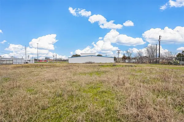 2001 Interstate Highway 30 E, Greenville, TX 75402