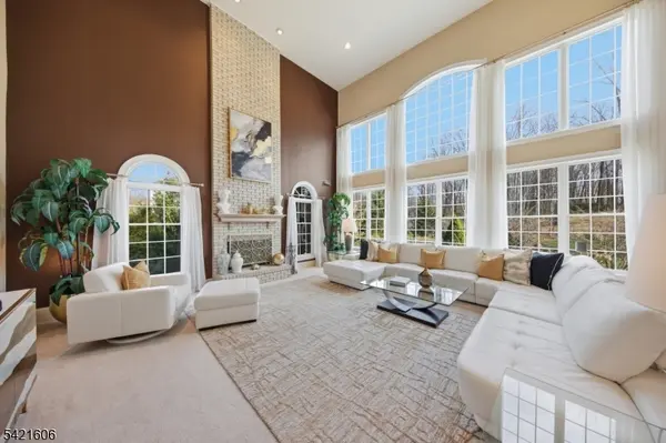 2 Stone Forge Rd, Green Twp., NJ 07821