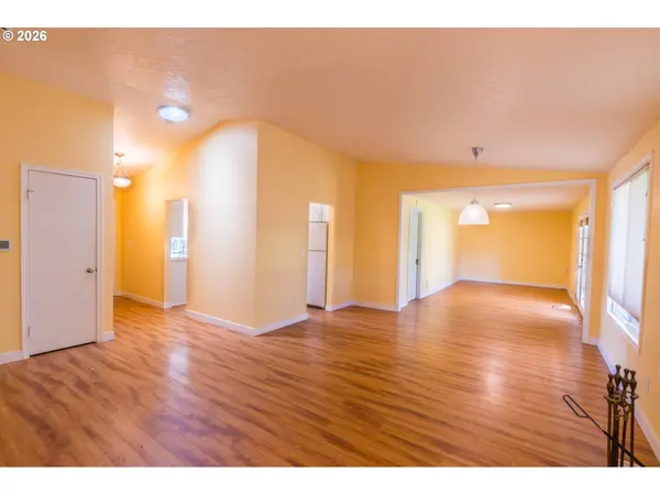 16085 SW WESTWIND DR, Beaverton, OR 97078