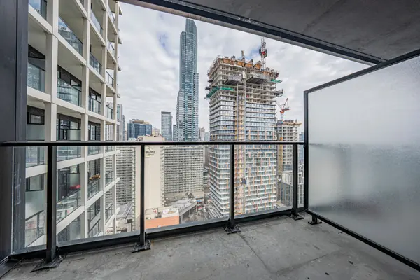 20 Edward ST #2320, Toronto C01, ON M5G 0C5