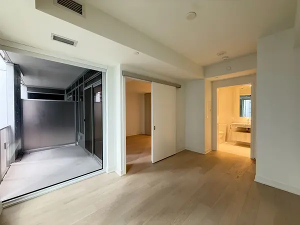 11 Yorkville AVE #1107, Toronto C02, ON M4W 1L2