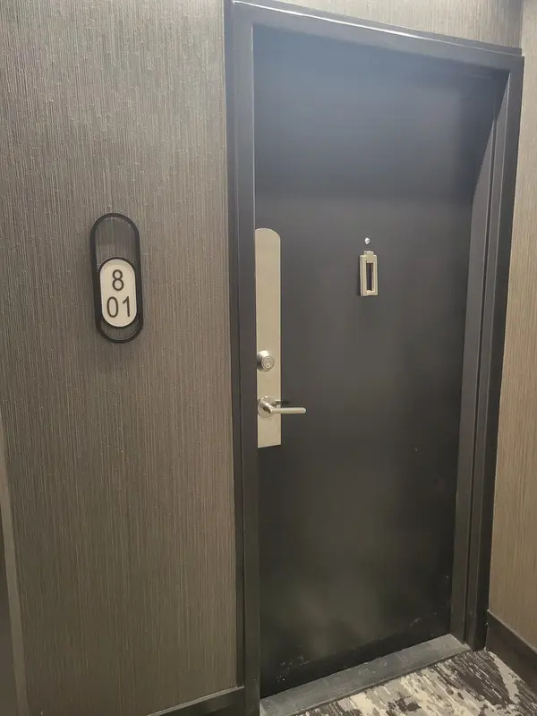 757 Victoria Park AVE #801, Toronto E06, ON M4C 5N8