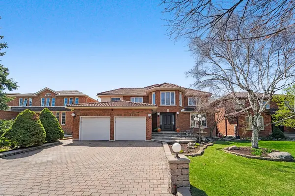 112 Bourbon ST, Vaughan, ON L4L 6Y9