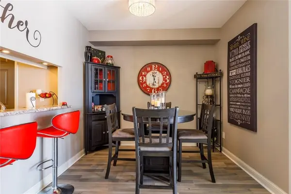 430 PEARL ST #408, Burlington, ON L7R 4J8