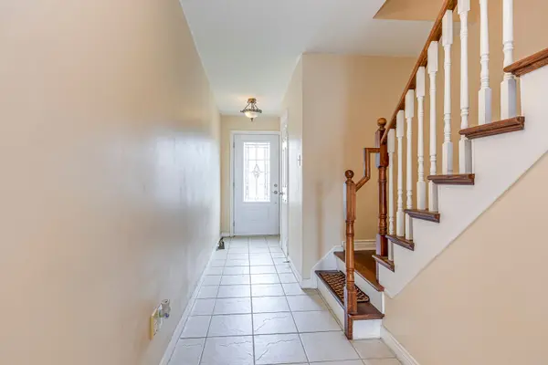 6 Wood CIR, Caledon, ON L7E 1R4