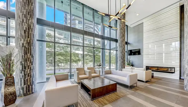 39 Annie Craig DR #1106, Toronto W06, ON M8V 0H1