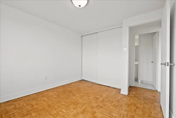 7555 Goreway DR #258, Mississauga, ON L4T 3M9