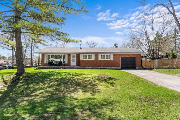 49 Kennedy DR, Kawartha Lakes, ON K0M 1N0