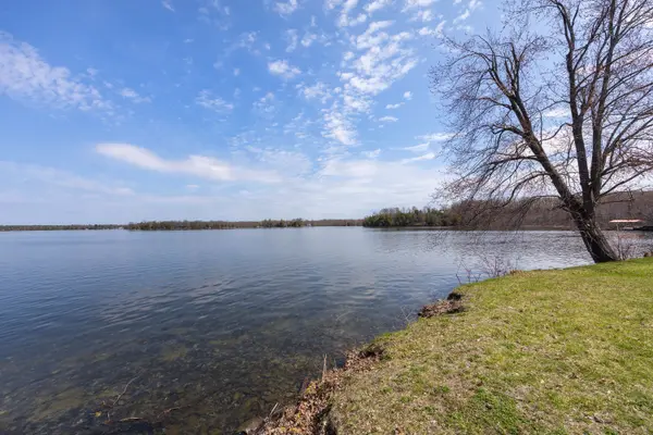 5054 Lower Round Lake RD, Frontenac, ON K0H 1H0