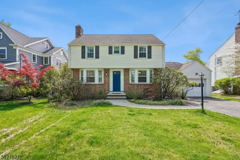 636 Rahway Ave, Westfield Town, NJ 07090