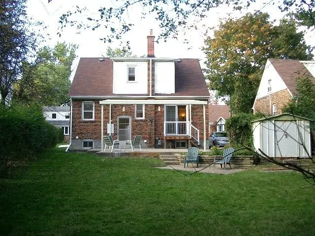 9 Craigmore CRES, Toronto C14, ON M2N 2Y2