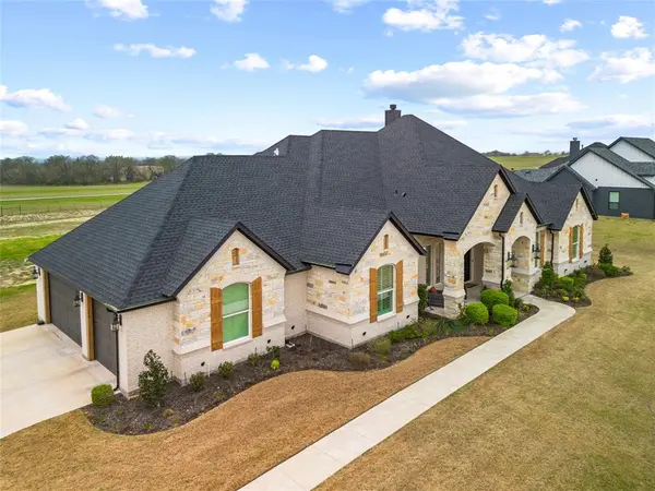 2330 Kinley Brooke Drive, Waxahachie, TX 75167