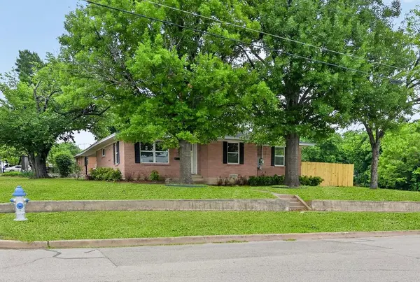 801 S Tennessee Street, Mckinney, TX 75069