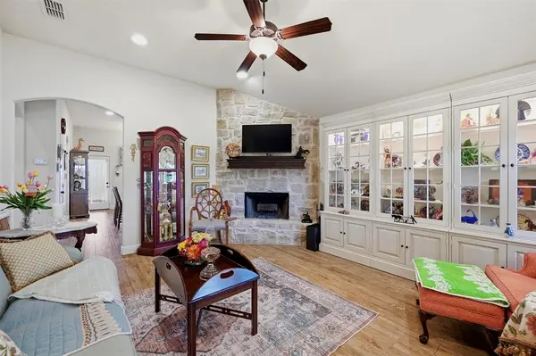 502 Pathfinder Street, Collinsville, TX 76233