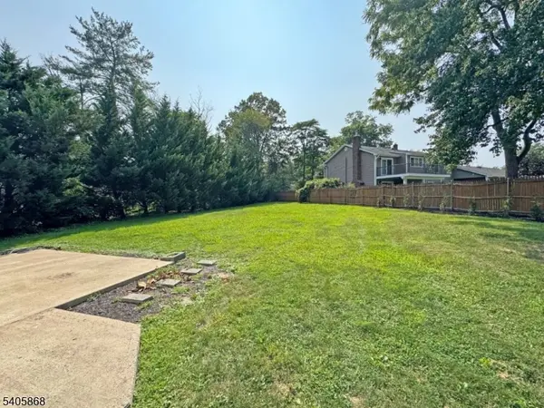 235 Plainfield Ave, Berkeley Heights Twp., NJ 07922